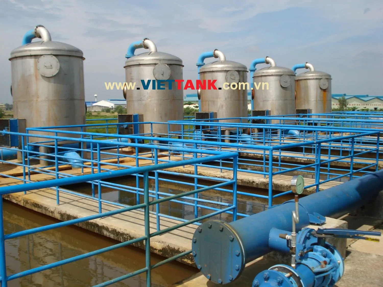 Bồn lọc áp lực Viettank